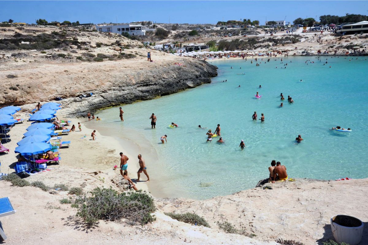 Spiaggia di Cala Croce a Lampedusa