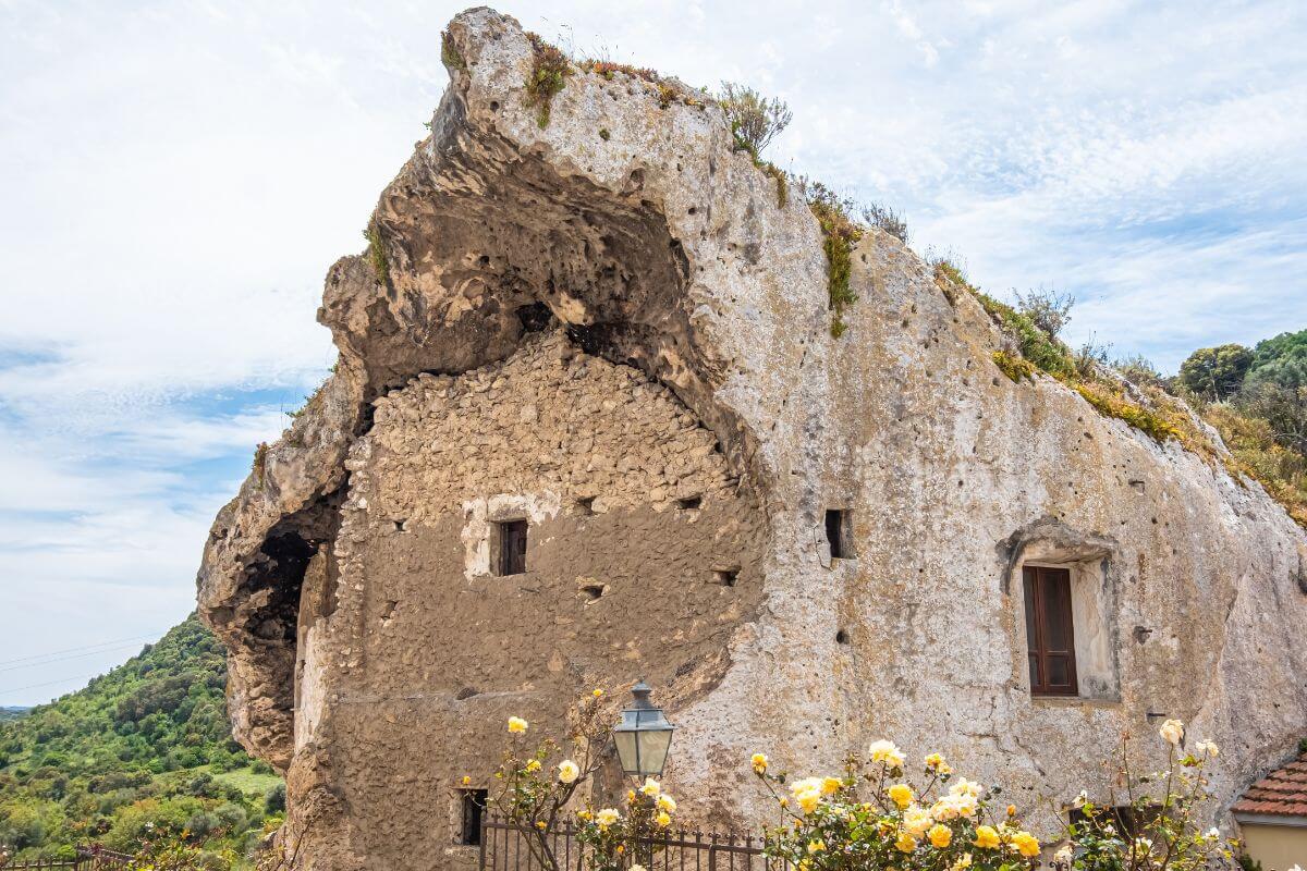 Domus de Janas di Sedini 