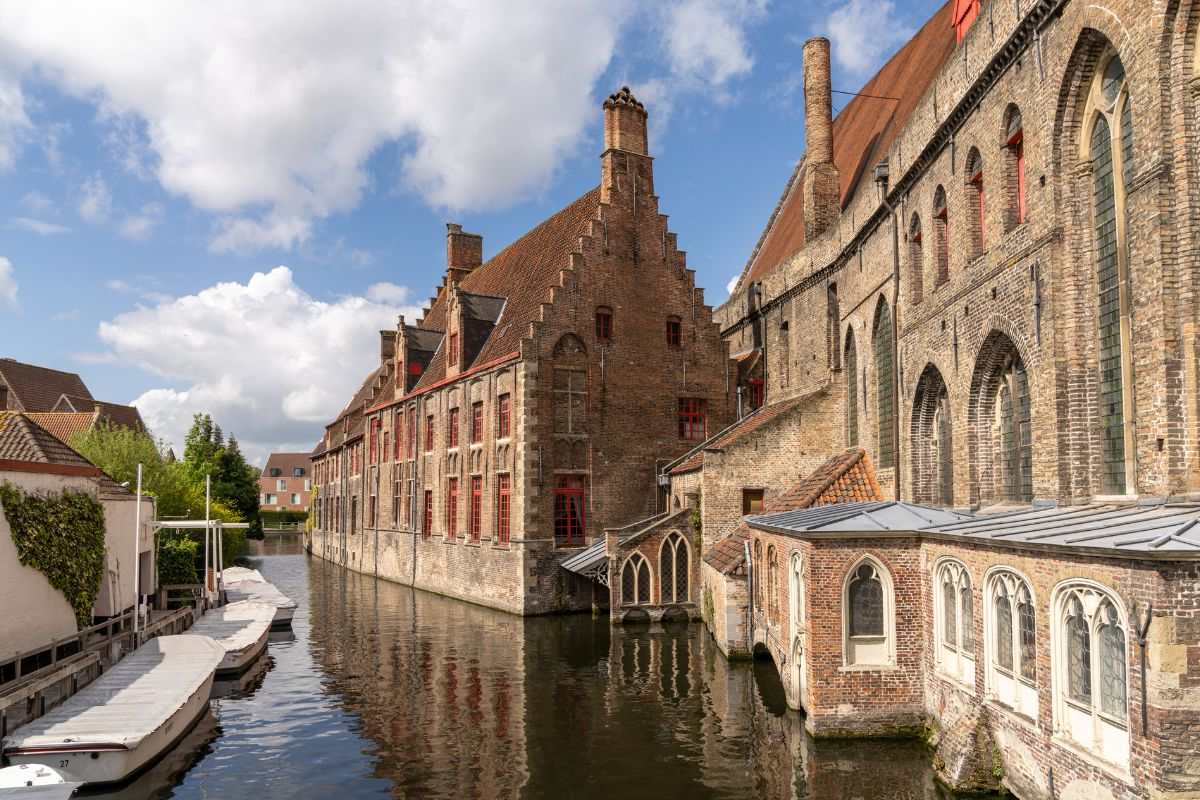 Visitare i canali di Bruges